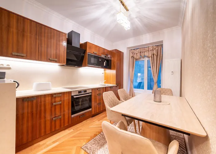 Apartment Chestnut Old Town